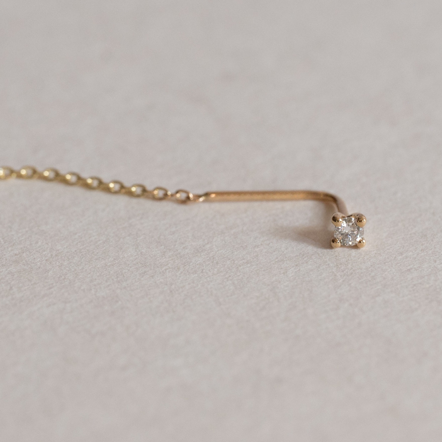 Round Prongs Chain Earring