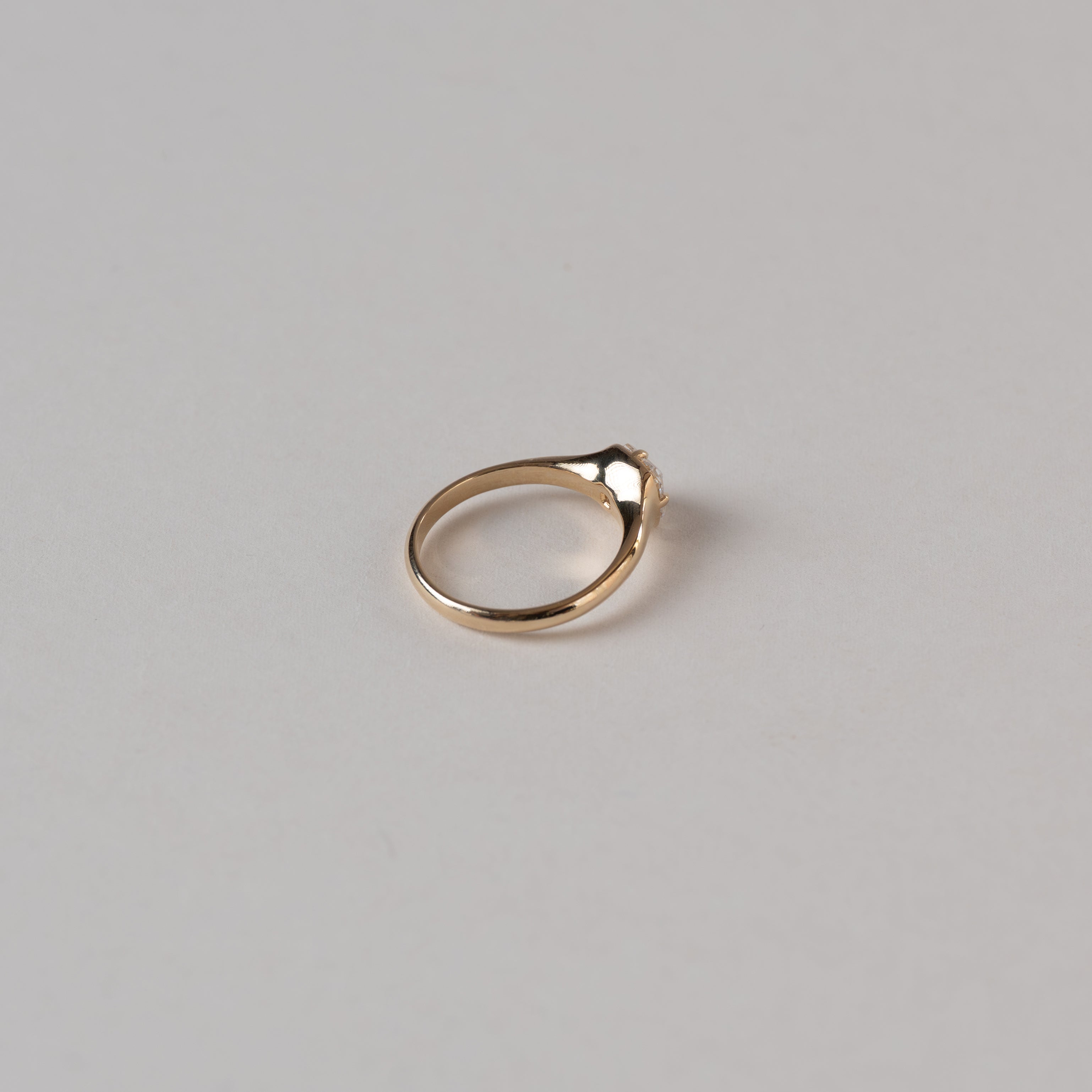 Compass Asscher Ring