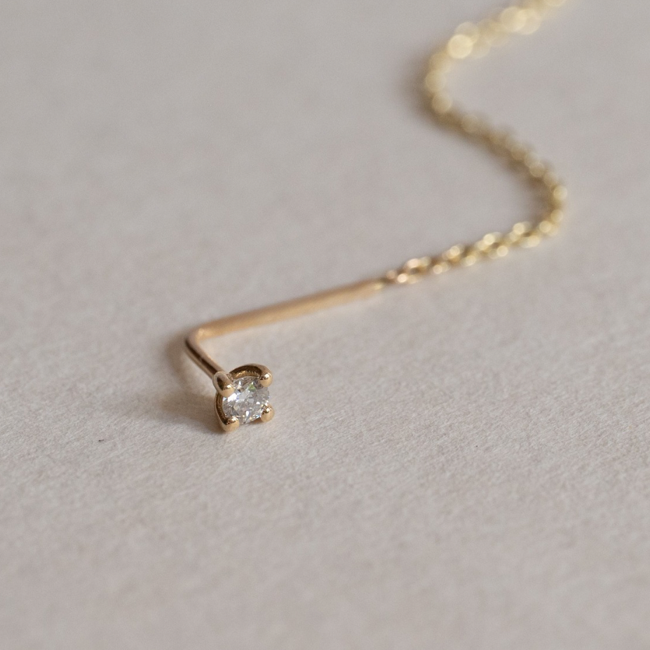 Round Prongs Chain Earring